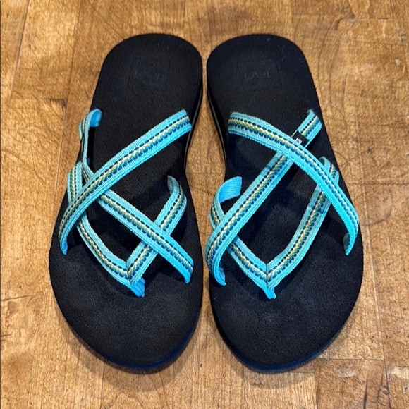 Teva Black Sandals with Aqua Straps - Picture 1 of 4